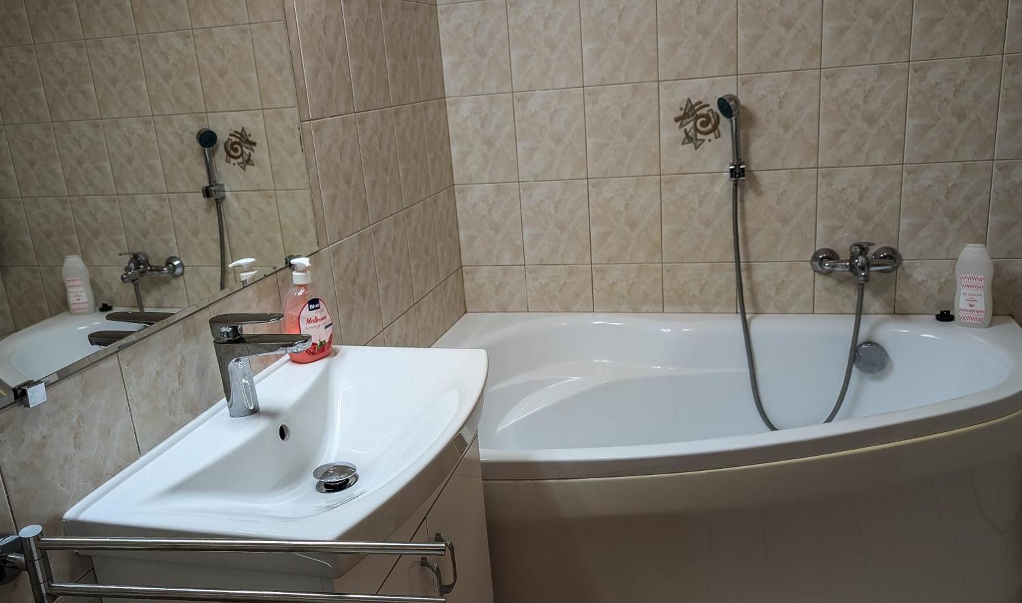 Velvet Lucka Apartment วอร์ซอ ภายนอก รูปภาพ