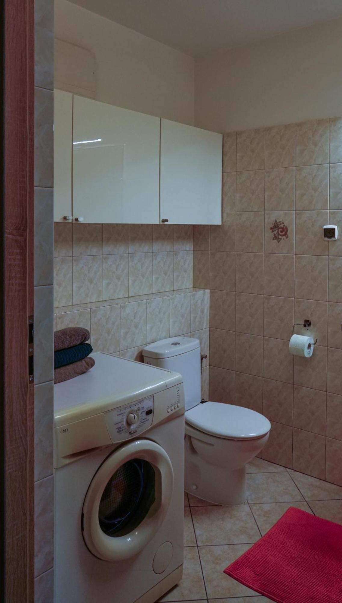 Velvet Lucka Apartment วอร์ซอ ภายนอก รูปภาพ