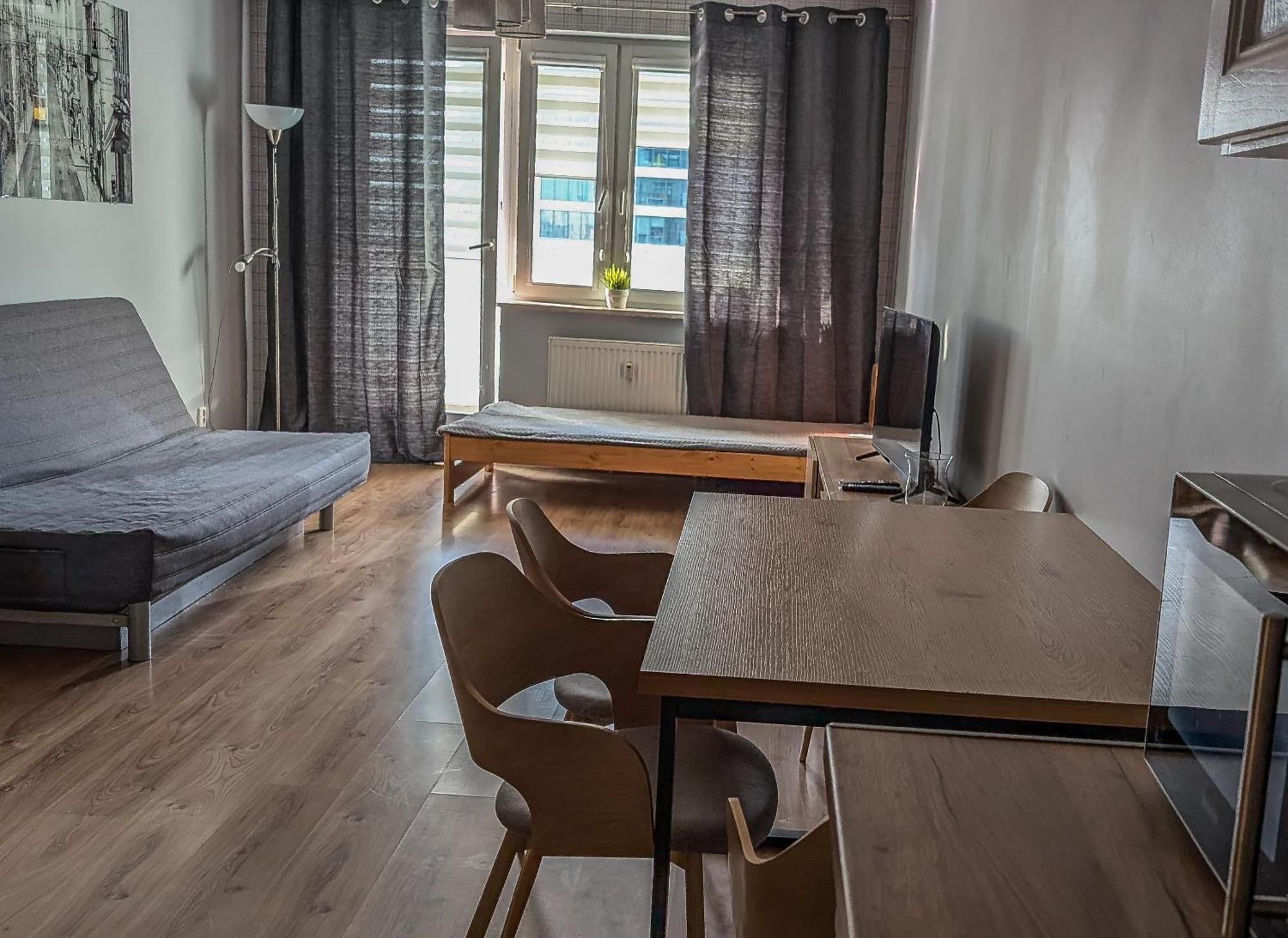 Velvet Lucka Apartment วอร์ซอ ภายนอก รูปภาพ