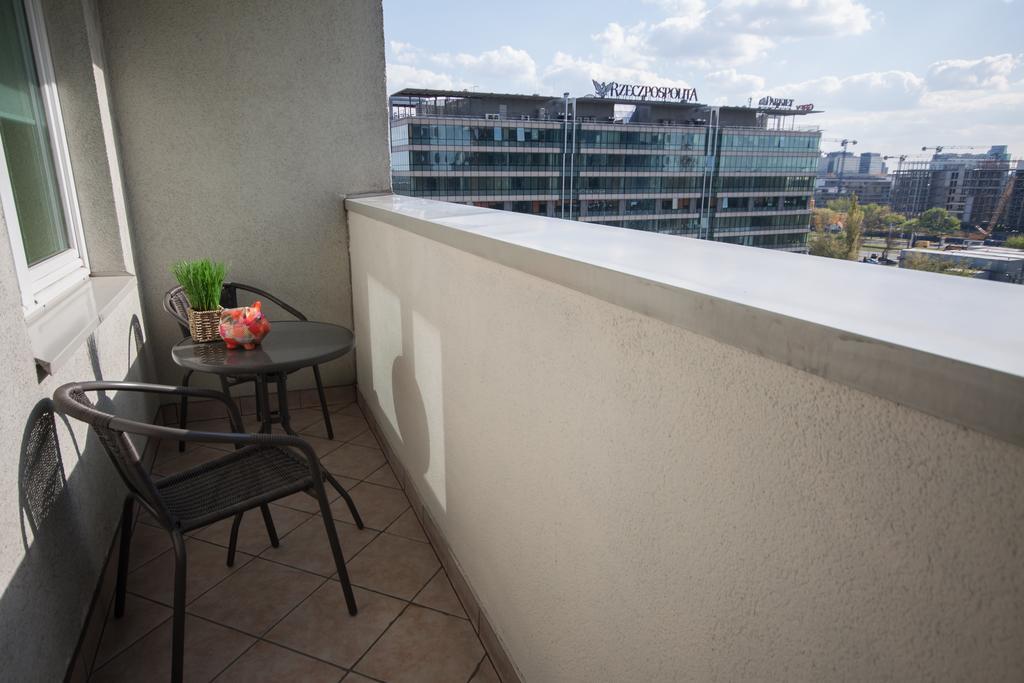 Velvet Lucka Apartment วอร์ซอ ภายนอก รูปภาพ